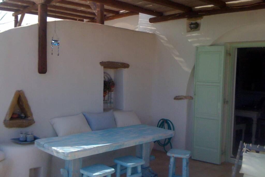 Pithos House Ano Mera