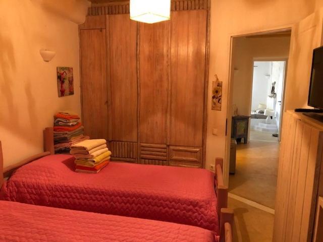 Pithos House Holiday home